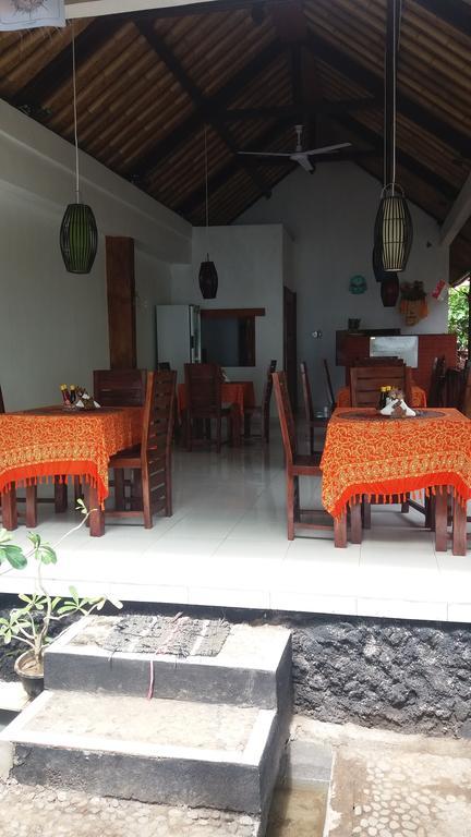 Beten Enjung Home Stay&Waroeng อาเม็ด ภายนอก รูปภาพ
